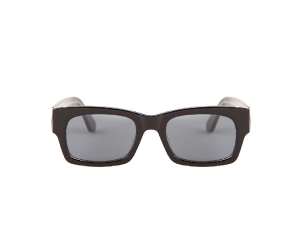 strata_capo_blackclearuv_front
