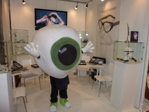 Walking Eyeball Vision Expo West friezeframes